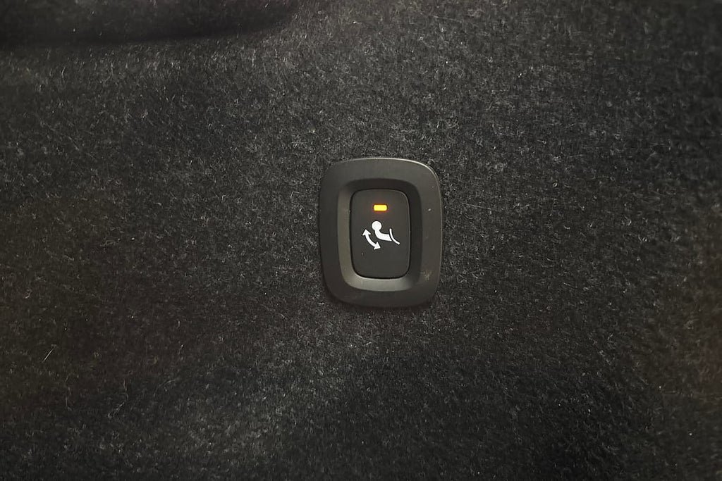 Vehicle Image 26