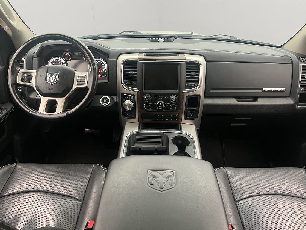 Vehicle Image 17