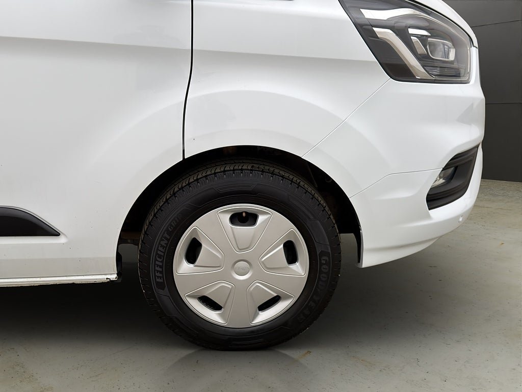 Vehicle Image 31