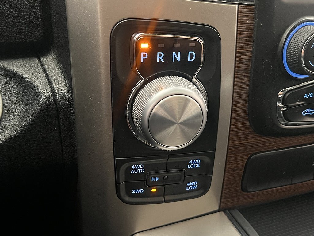 Vehicle Image 29