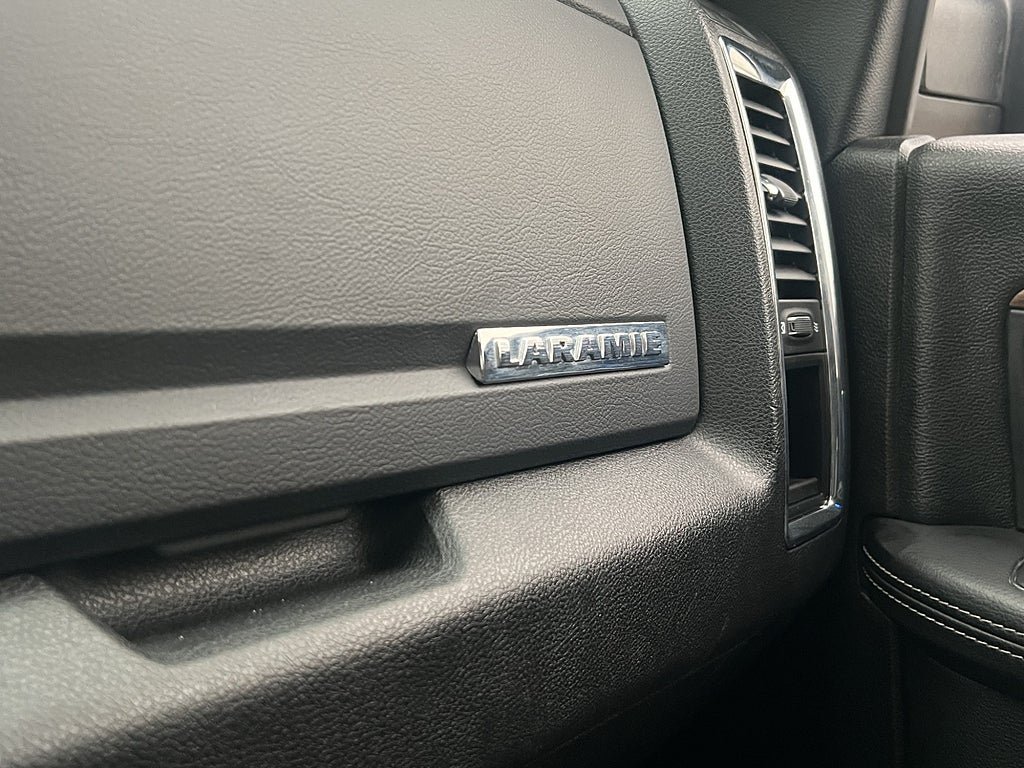Vehicle Image 33