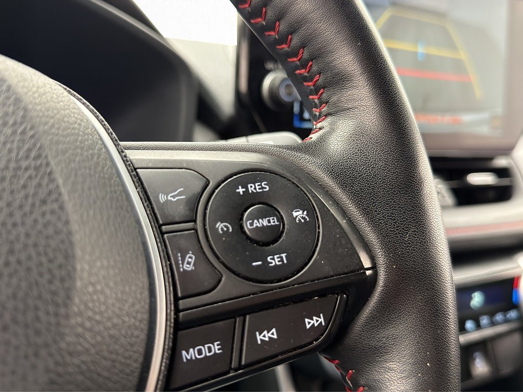 Vehicle Image 18