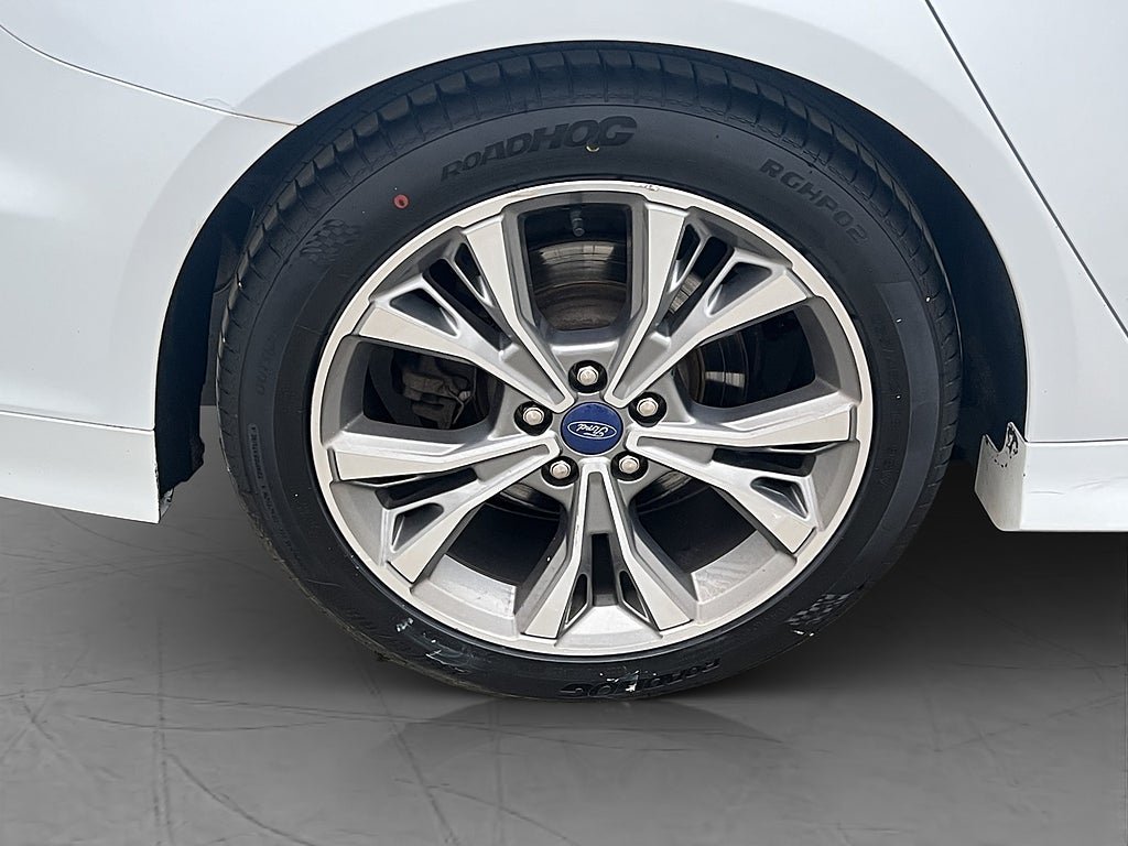 Vehicle Image 31