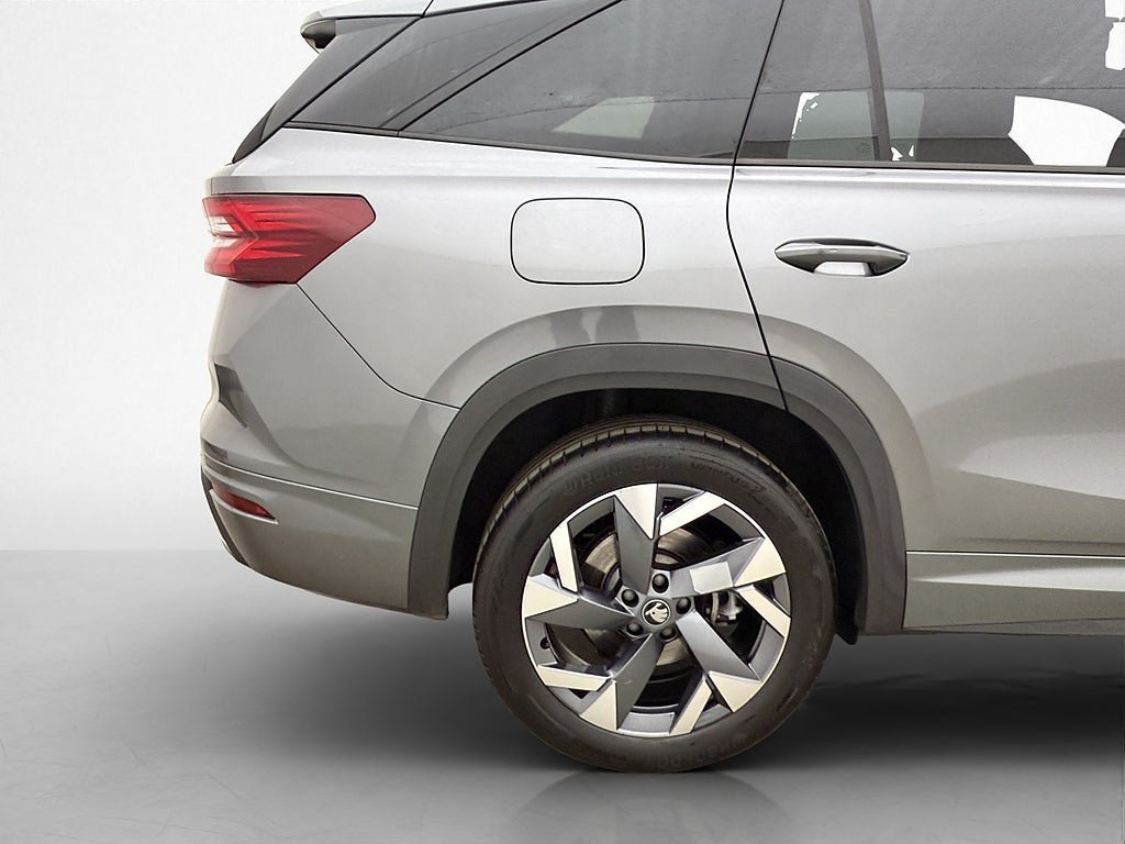 Vehicle Image 36