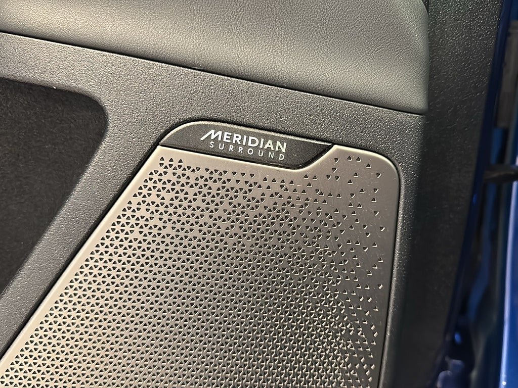 Vehicle Image 22