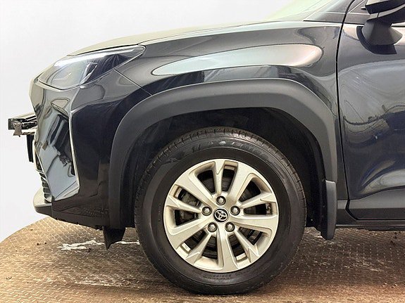 Vehicle Image 11