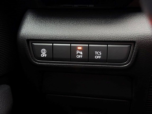 Vehicle Image 24