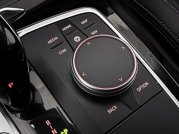 Vehicle Image 26