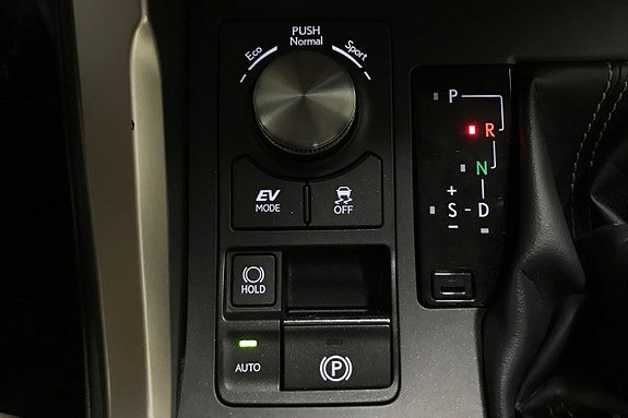 Vehicle Image 27