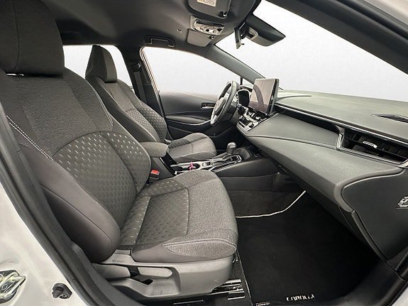 Vehicle Image 23