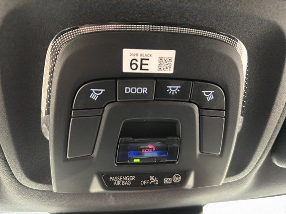 Vehicle Image 29