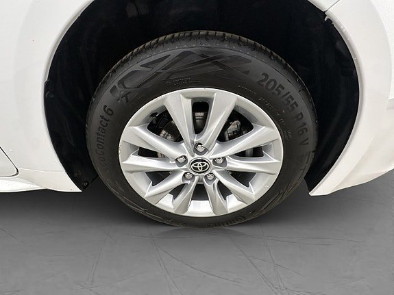 Vehicle Image 33