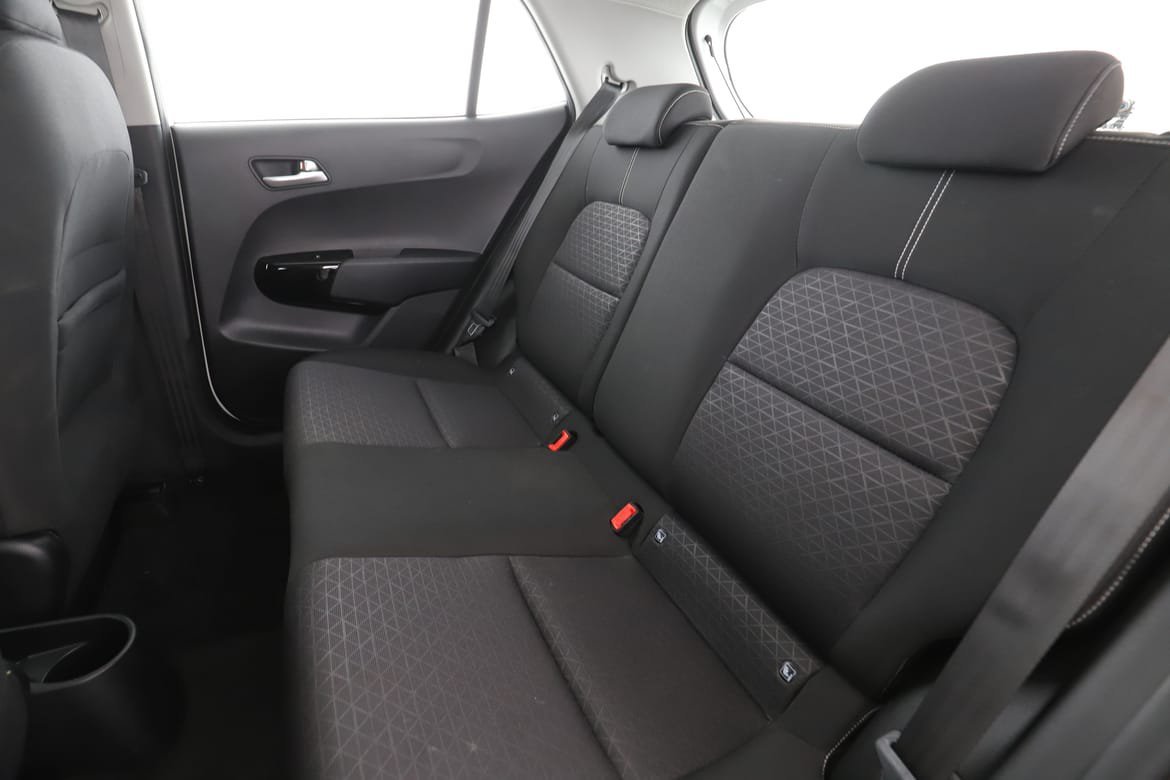 Vehicle Image 15