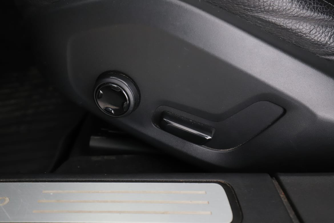 Vehicle Image 39