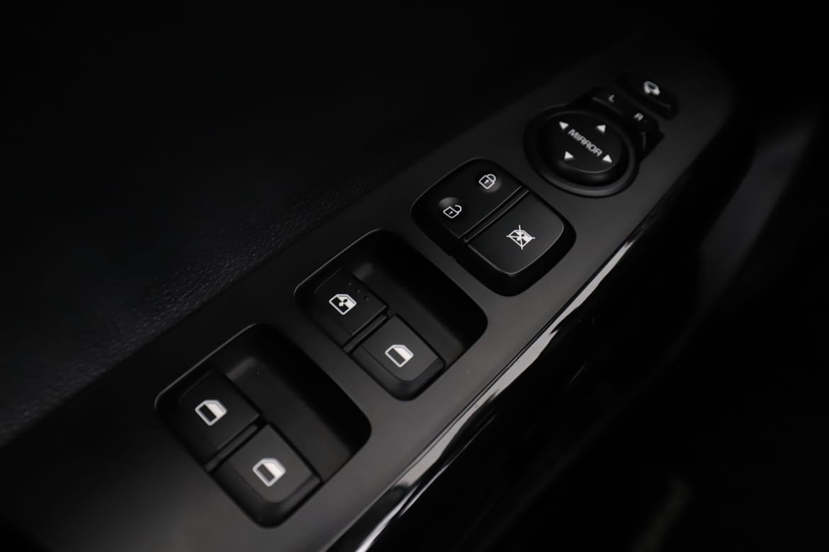 Vehicle Image 33