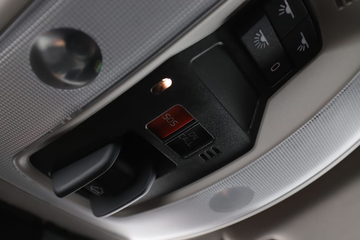 Vehicle Image 32