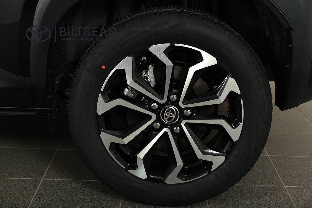 Vehicle Image 7