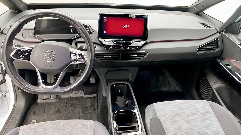 Vehicle Image 10