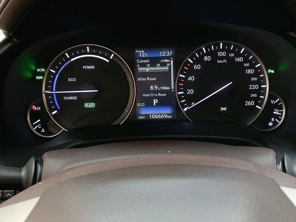 Vehicle Image 16
