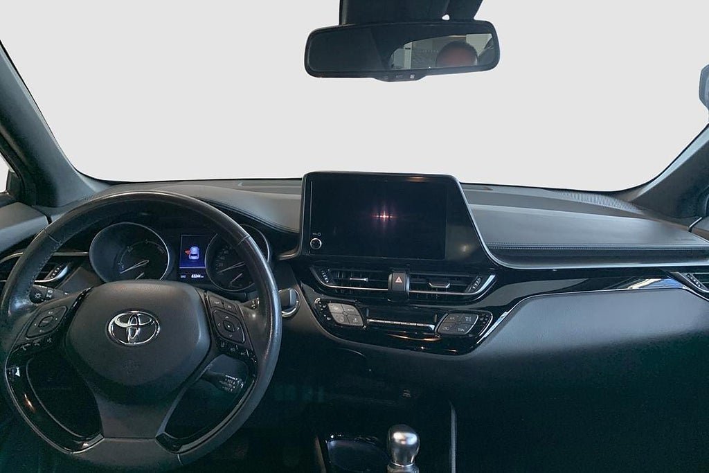 Vehicle Image 11