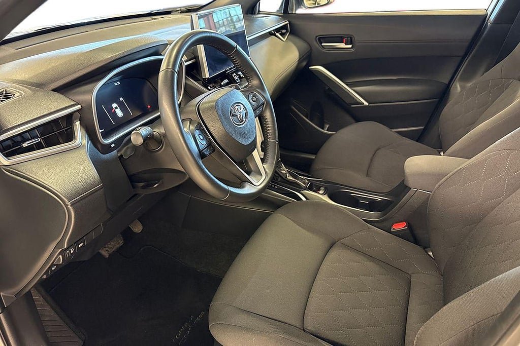 Vehicle Image 14