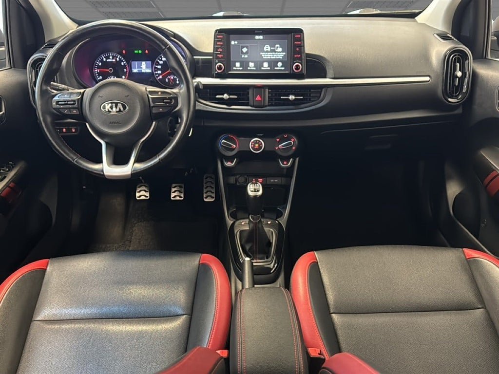 Vehicle Image 7
