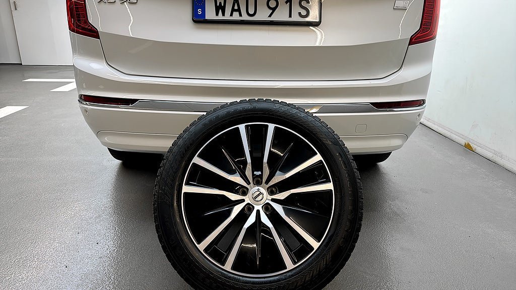 Vehicle Image 26