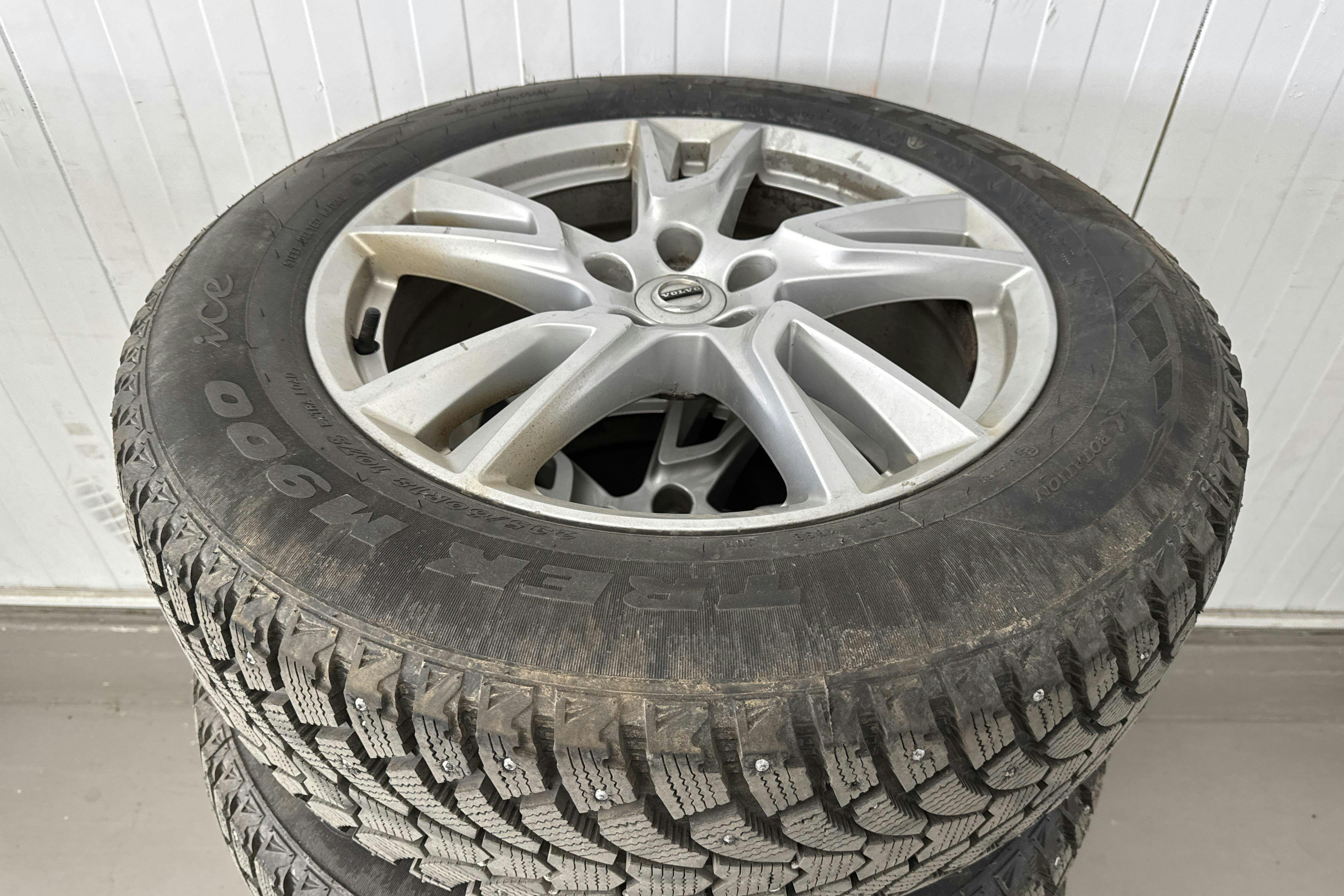 Vehicle Image 21