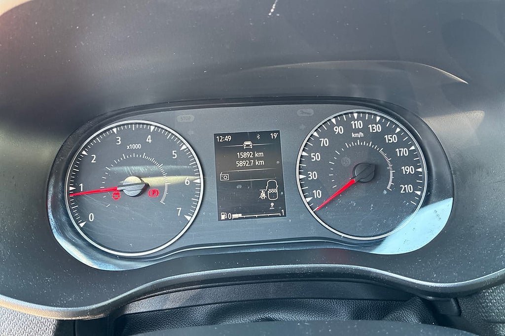 Vehicle Image 16