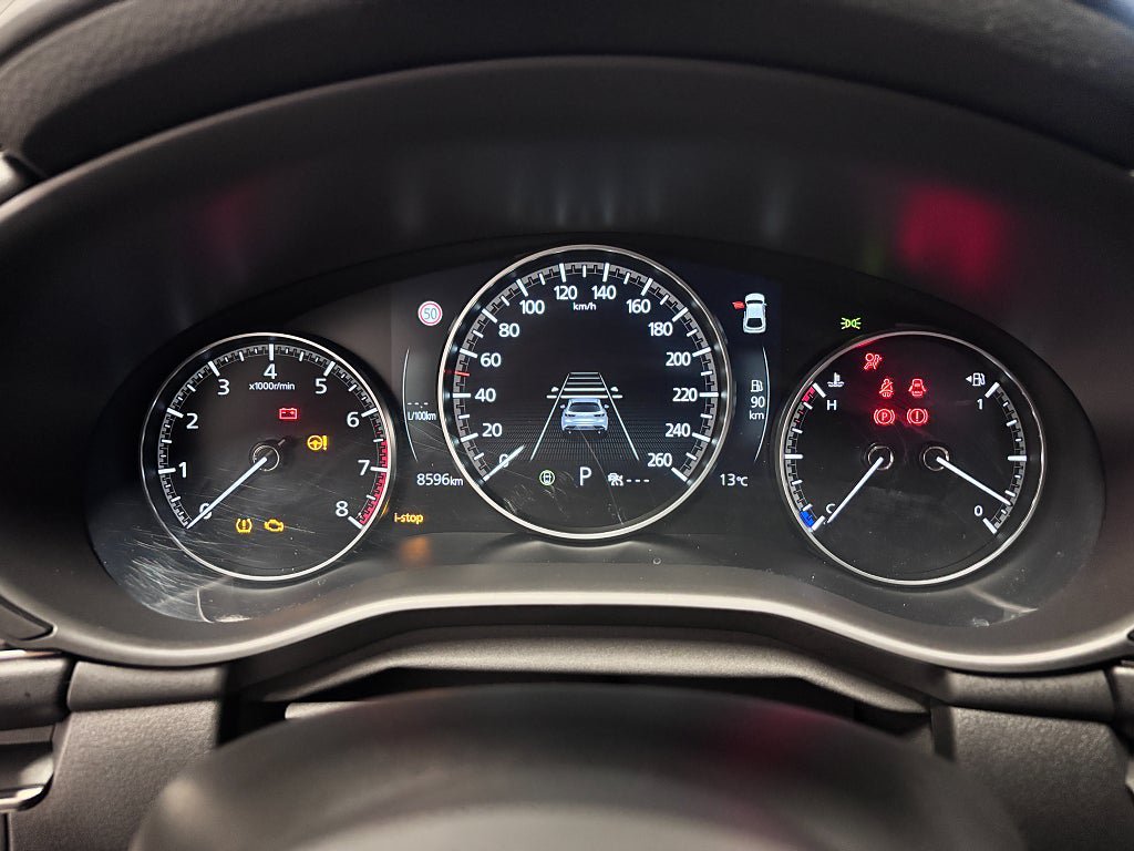 Vehicle Image 8