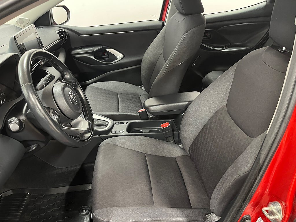 Vehicle Image 11