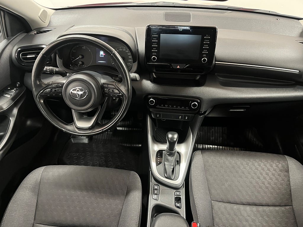 Vehicle Image 15