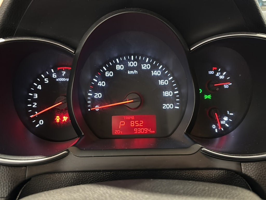 Vehicle Image 11