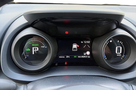 Vehicle Image 12