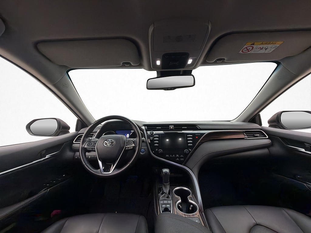 Vehicle Image 10