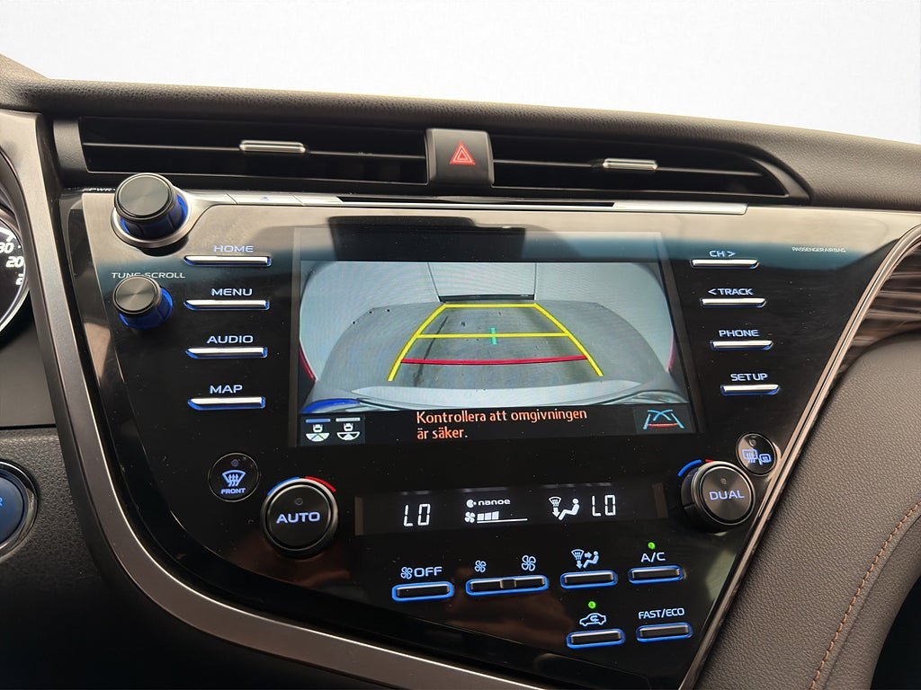 Vehicle Image 17