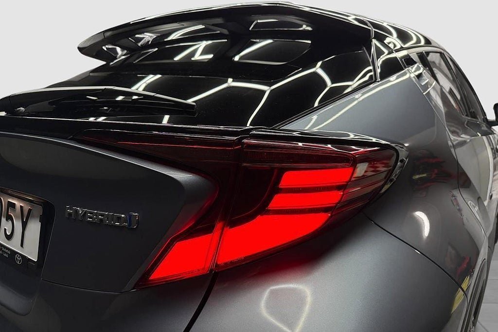 Vehicle Image 9