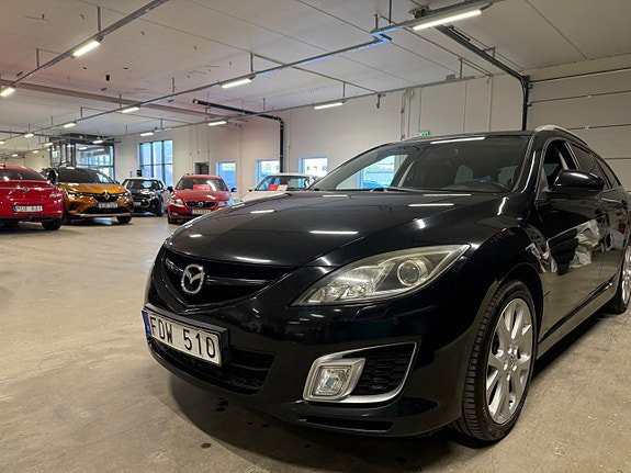 Vehicle Image 8