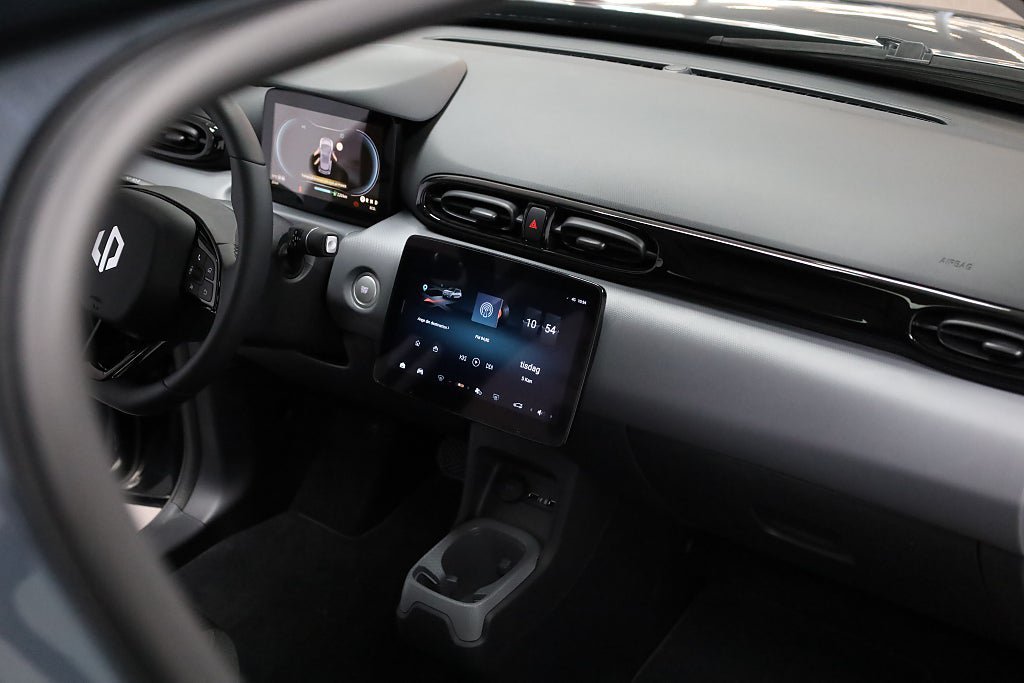 Vehicle Image 18