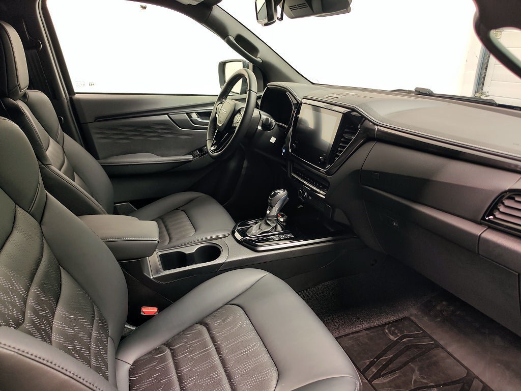 Vehicle Image 7