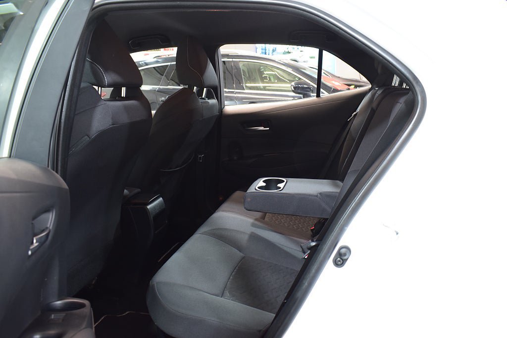 Vehicle Image 13