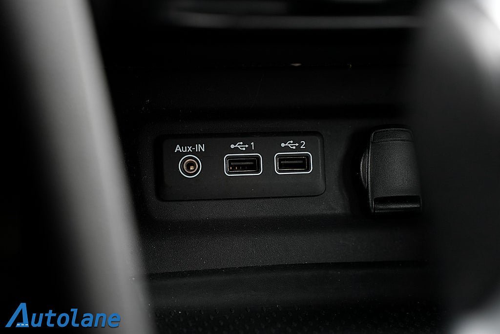 Vehicle Image 23