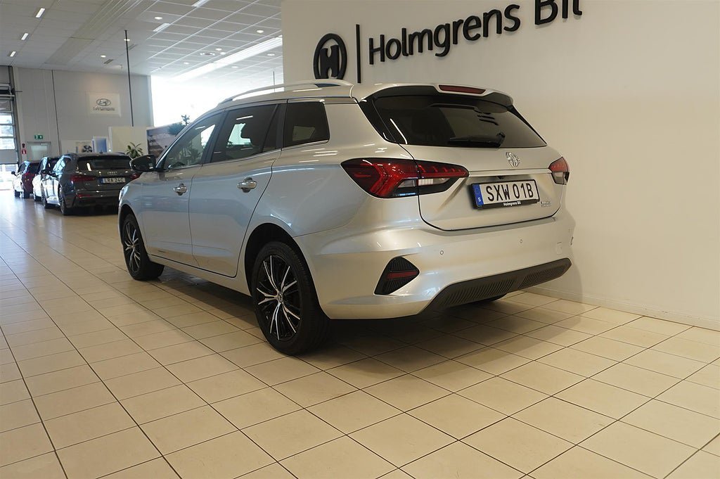 Vehicle Image 18