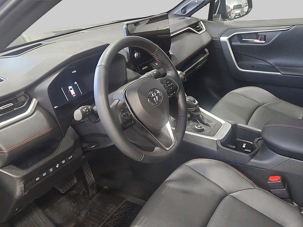 Vehicle Image 14