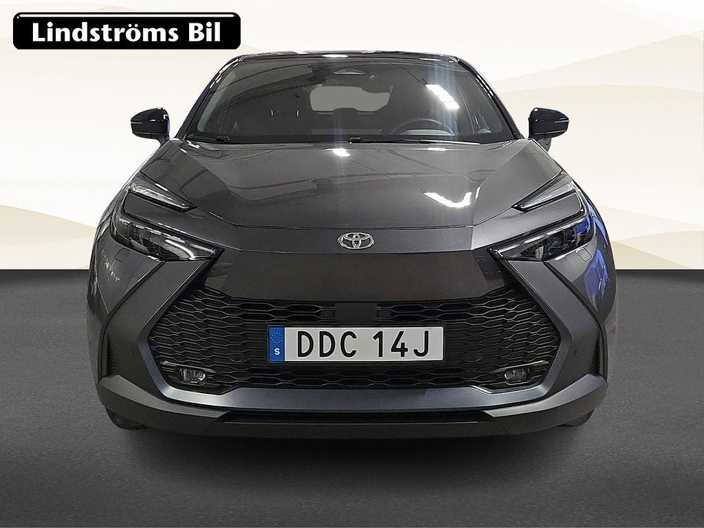 Vehicle Image 9