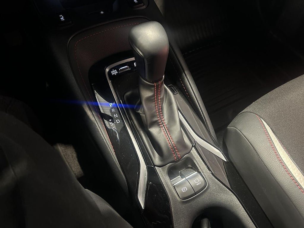 Vehicle Image 18