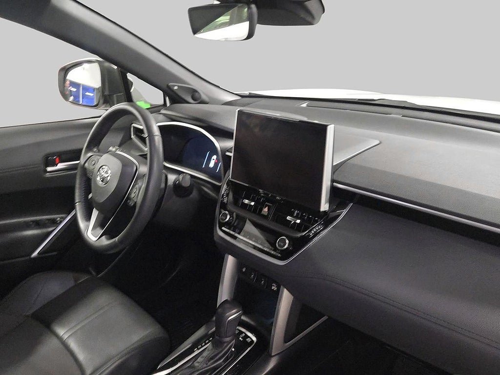 Vehicle Image 9