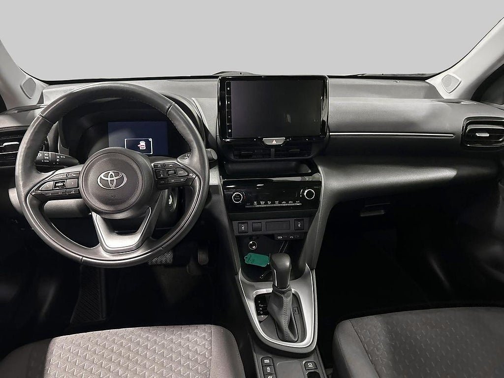 Vehicle Image 12