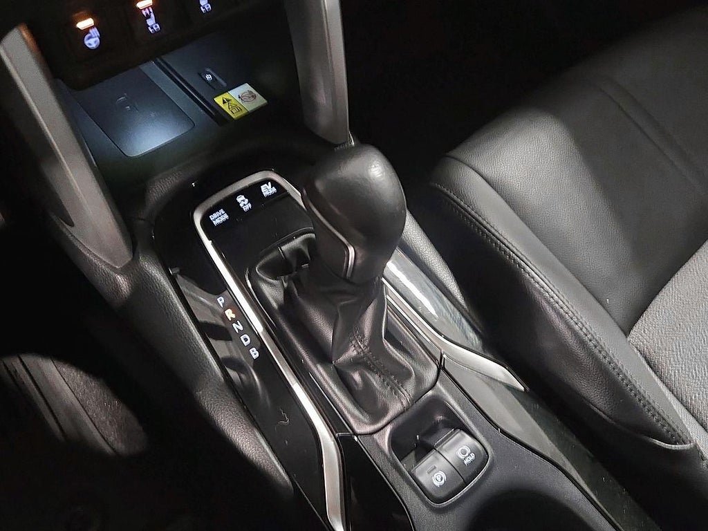 Vehicle Image 17