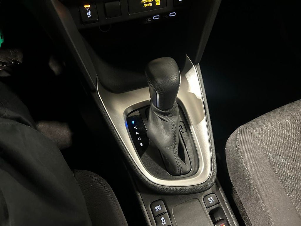 Vehicle Image 18